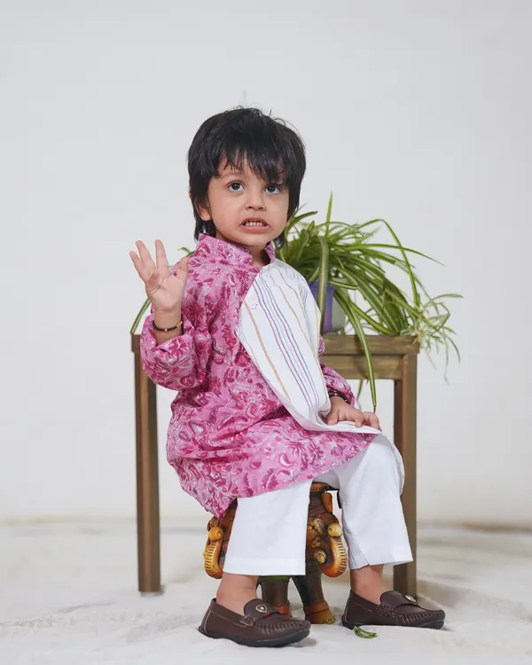 Pink_And_White_Overlap_Traditional_Cotton_Block_Print_Kurta_Pyjama_Set_For_Boys