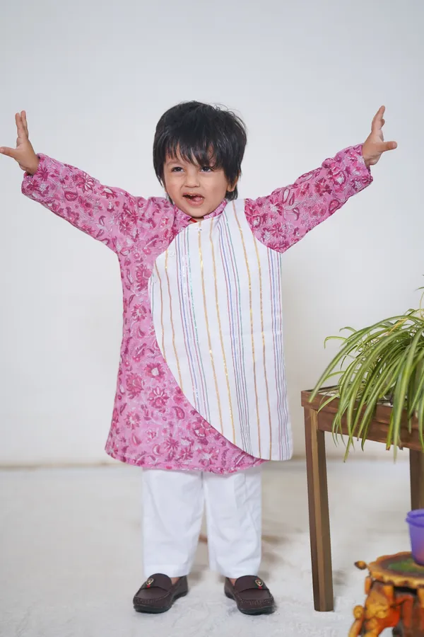 Pink_And_White_Overlap_Traditional_Cotton_Block_Print_Kurta_Pyjama_Set_For_Boys