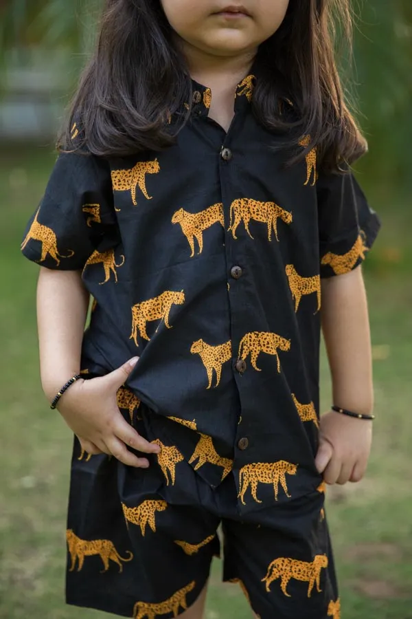 Black_Cheetah_Print_Shirt_Shorts_Co_Ord_Set_For_Girls
