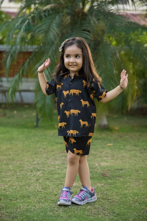Black_Cheetah_Print_Shirt_Shorts_Co_Ord_Set_For_Girls
