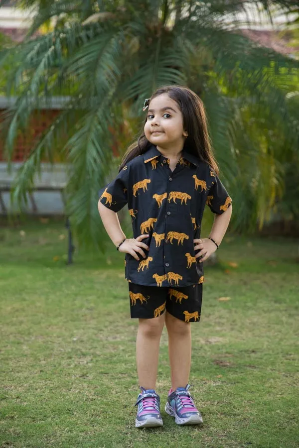 Black_Cheetah_Print_Shirt_Shorts_Co_Ord_Set_For_Girls