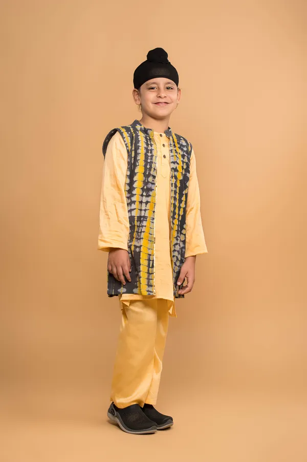 Yellow_And_Grey_Solid_And_Shibori_Kurta_Jacket_Set_For_Boys
