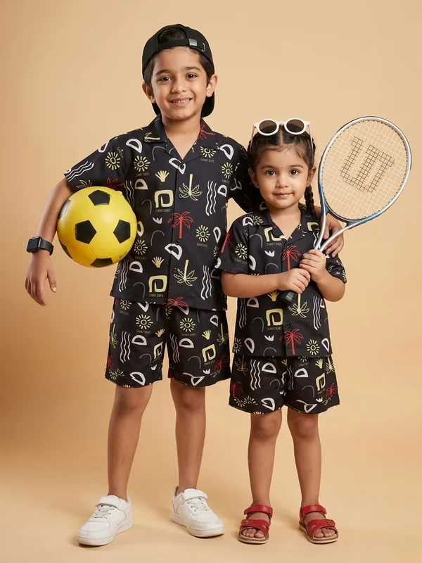 Kids_Unisex_Black_Abstract_Print_Premium_Cotton_Co-Ord_Set