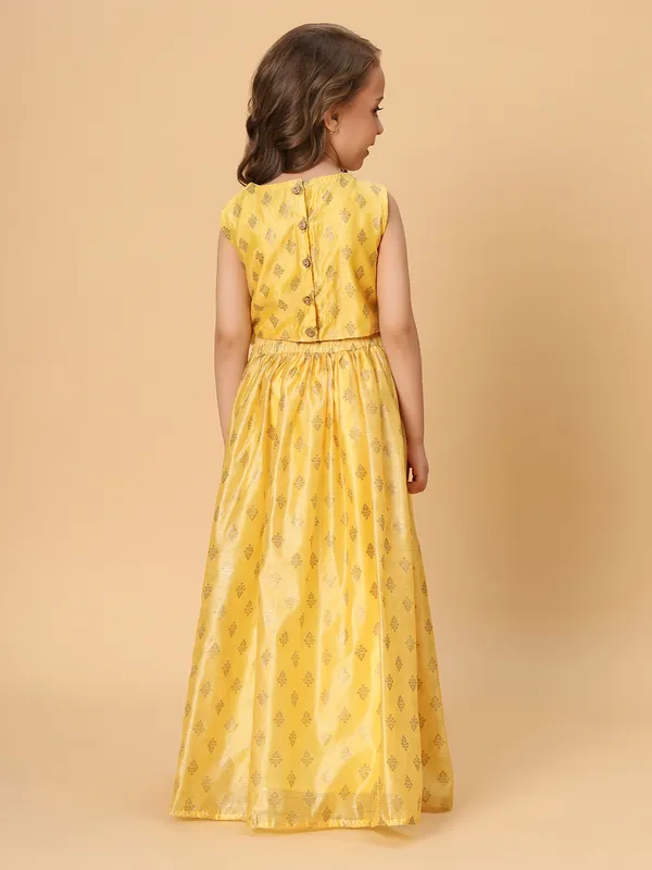Yellow_Two_Piece_Party_Wear_Lehnga_Top_Set_For_Girls