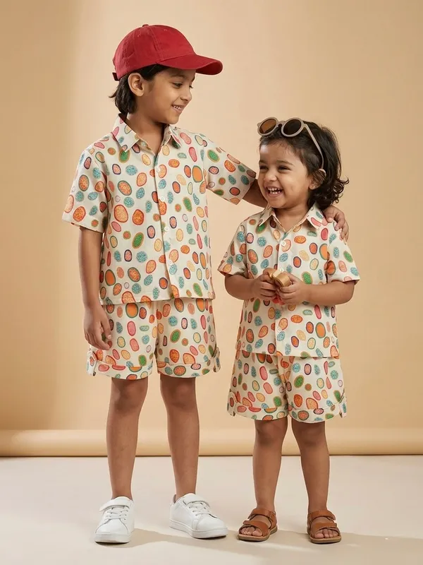 Kids_Unisex_Cream_Multicolor_Print_Premium_Cotton_Co-Ord_Set
