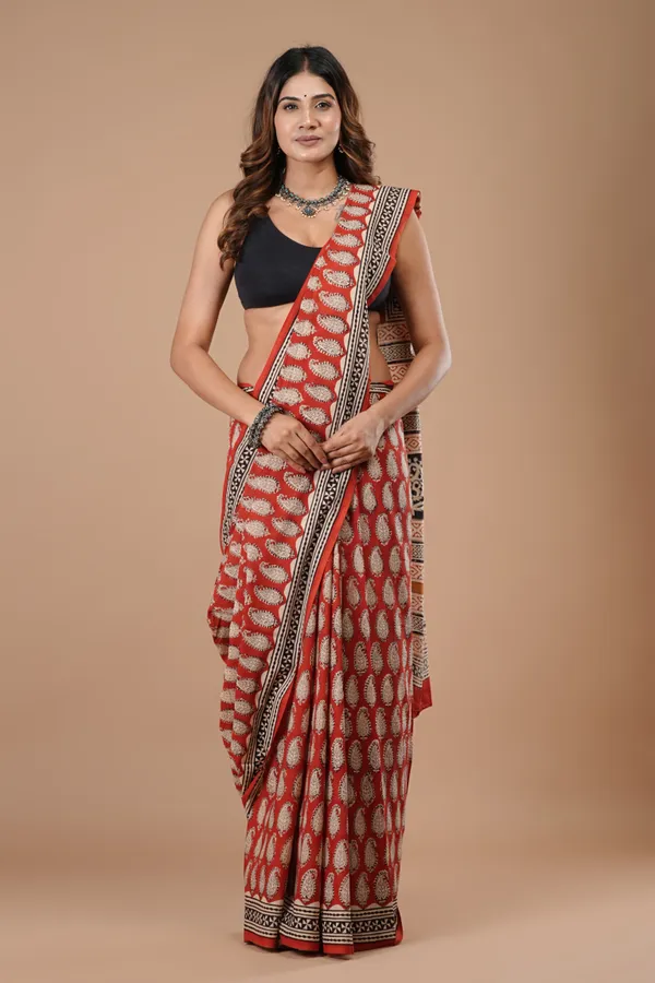 Red_And_Black_Cotton_Voile_Premium_Saree_With_Unstitched_Blouse_For_Women