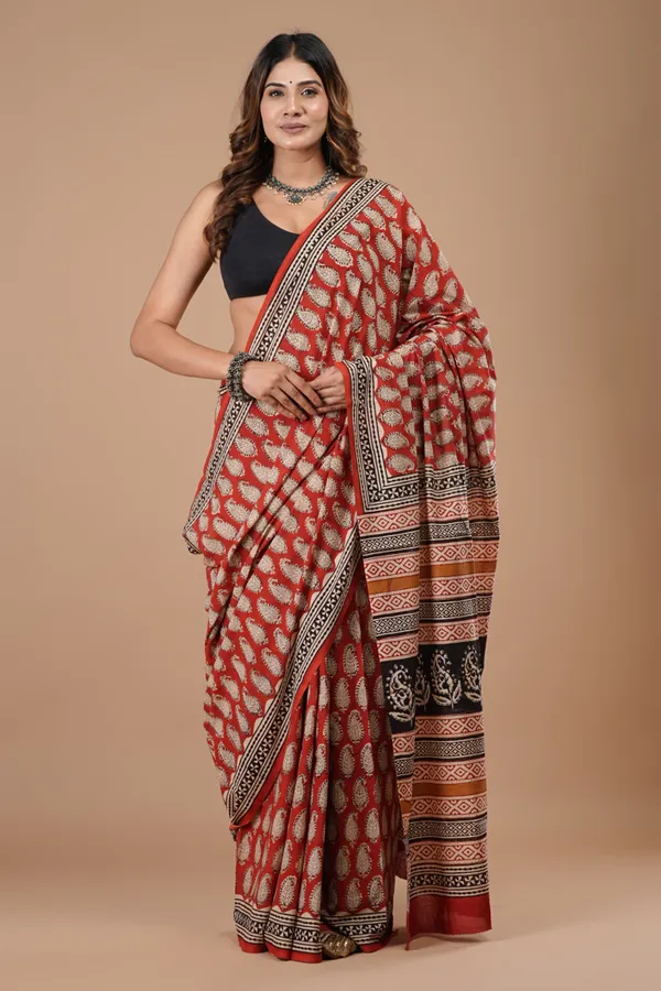 Red_And_Black_Cotton_Voile_Premium_Saree_With_Unstitched_Blouse_For_Women
