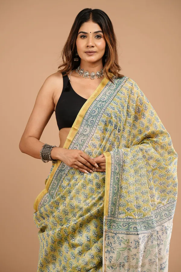 Light_Yellow_With_Green_Chanderi_Silk_Saree_Premium_Saree_With_Unstitched_Blouse_For_Women