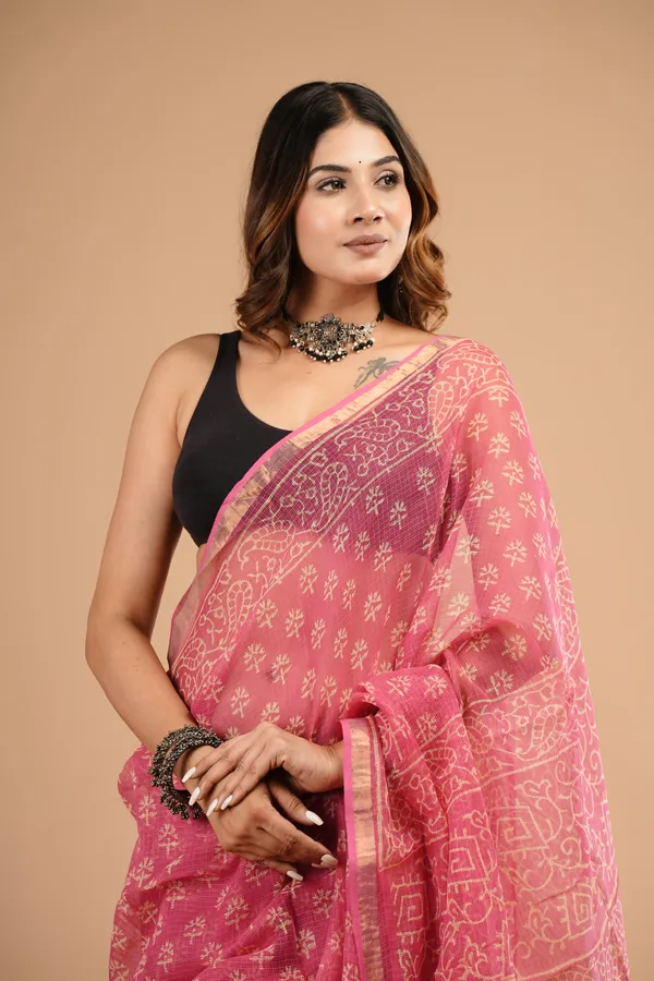 Fuchsia_Pink_Kota_Doriya_Premium_Saree_With_Unstitched_Blouse_For_Women