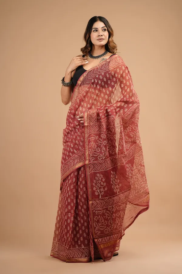 Rust_Red_Kota_Doriya_Premium_Saree_With_Unstitched_Blouse_For_Women