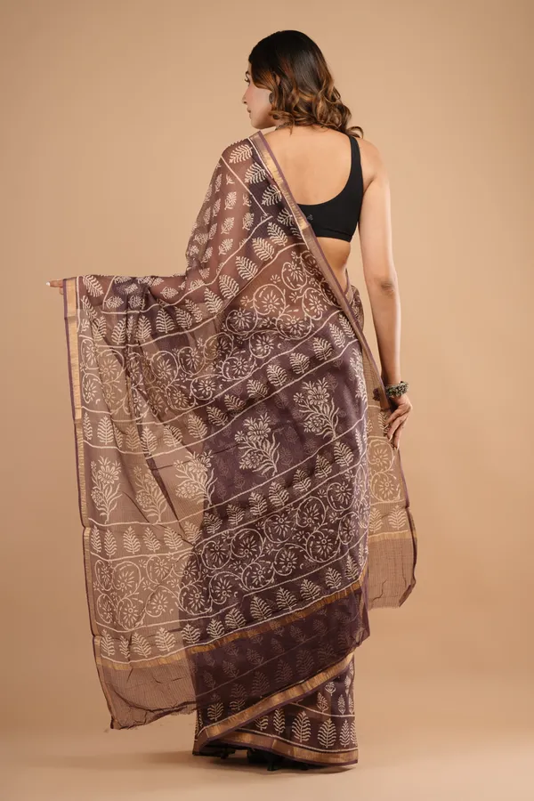 Brown_Kota_Doriya_Premium_Saree_With_Unstitched_Blouse_For_Women