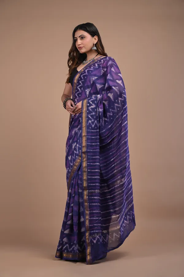 Blue_Maheshwari_Silk_Premium_Saree_With_Unstitched_Blouse_For_Women