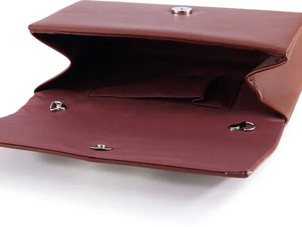 Brown_Leather_Magnetic_Clutch_Bag_For_Women