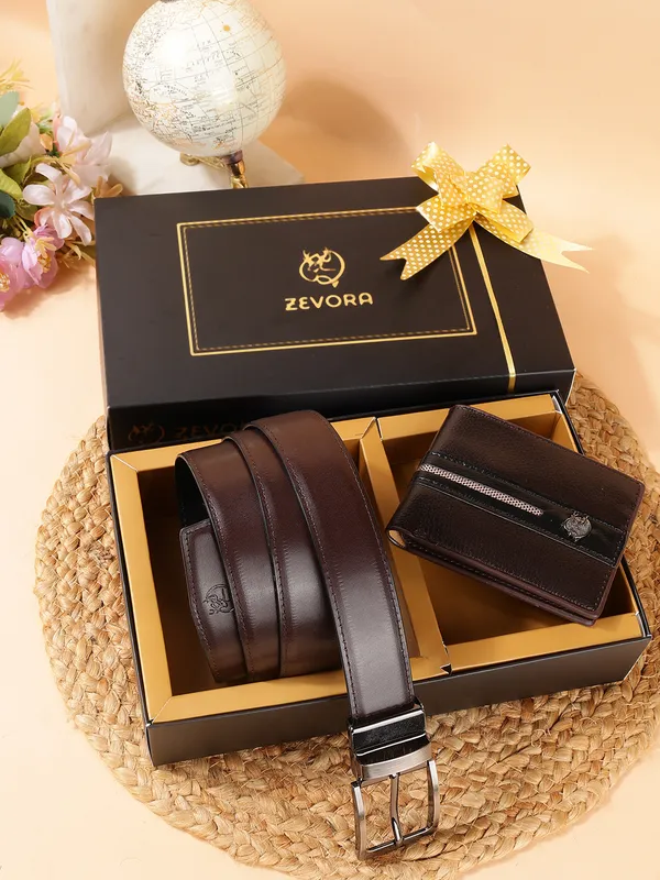 Men_Accessory_Gift_Set_of_Reversiable_Belt_&_Wallet_Combo