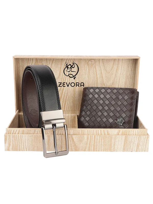 Men_Black_&_Brown__Reversible_Belt_And_Wallet_Wooden_Gift_Set