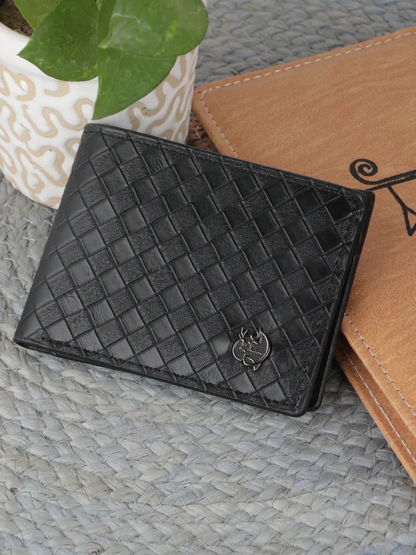 Men_Wallet,_Pen_&_Keychain_Gift_Set