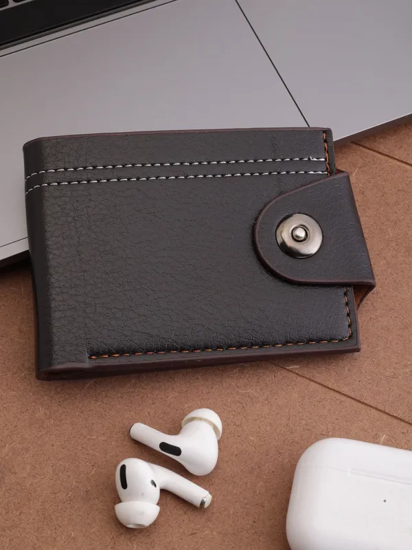 Brown_Genuine_Leather_Solid_Wallet_For_Men