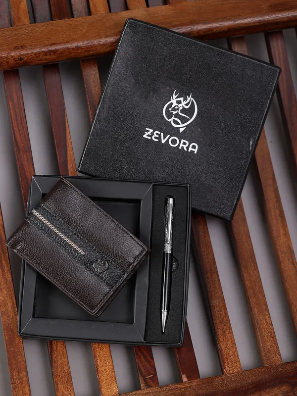 Black_Genuine_Leather_Solid_Wallet_For_Men