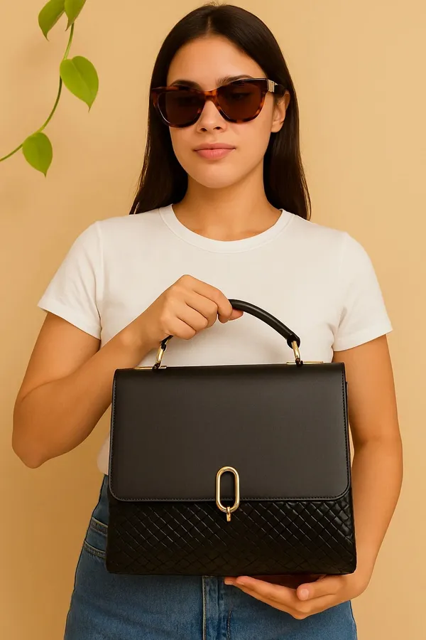 Black_Genuine_Leather_Magnetic_Snap_Shoulder_Bag_For_Girls