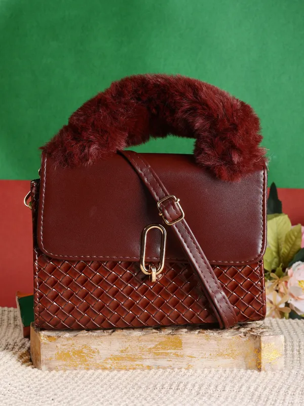 Brown_Pu_Turnlock_Shoulder_Bag_For_Women