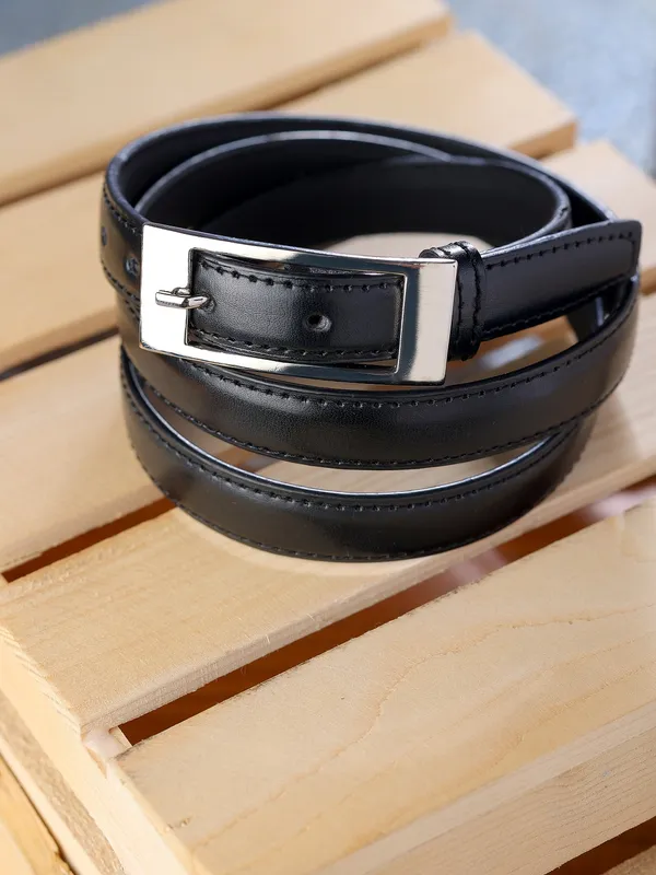 Women_Casual_Black_Belt