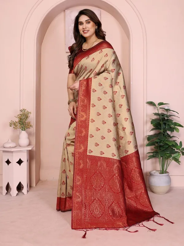 Cream_And_Maroon_Art_Silk_Premium_Woven_And_Dyed_Banarasi_Saree_For_Women