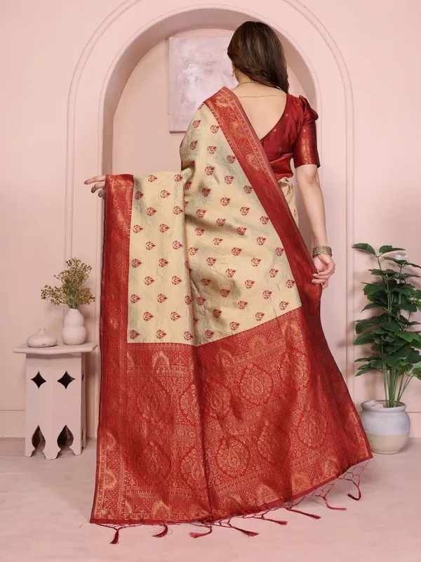 Cream_And_Maroon_Art_Silk_Premium_Woven_And_Dyed_Banarasi_Saree_For_Women