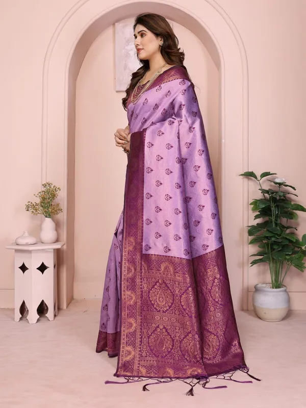 Purple_Art_Silk_Premium_Woven_And_Temple_Border_And_Dyed_Banarasi_Saree_For_Women