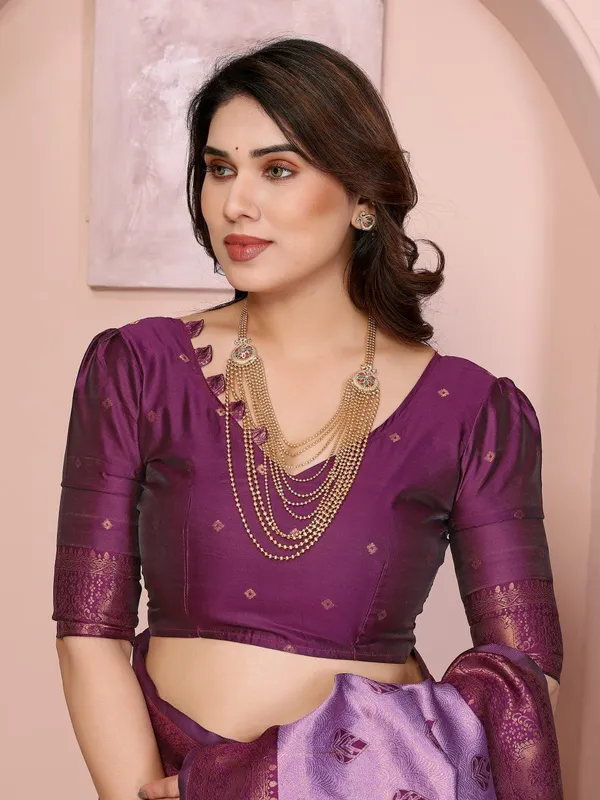 Purple_Art_Silk_Premium_Woven_And_Temple_Border_And_Dyed_Banarasi_Saree_For_Women
