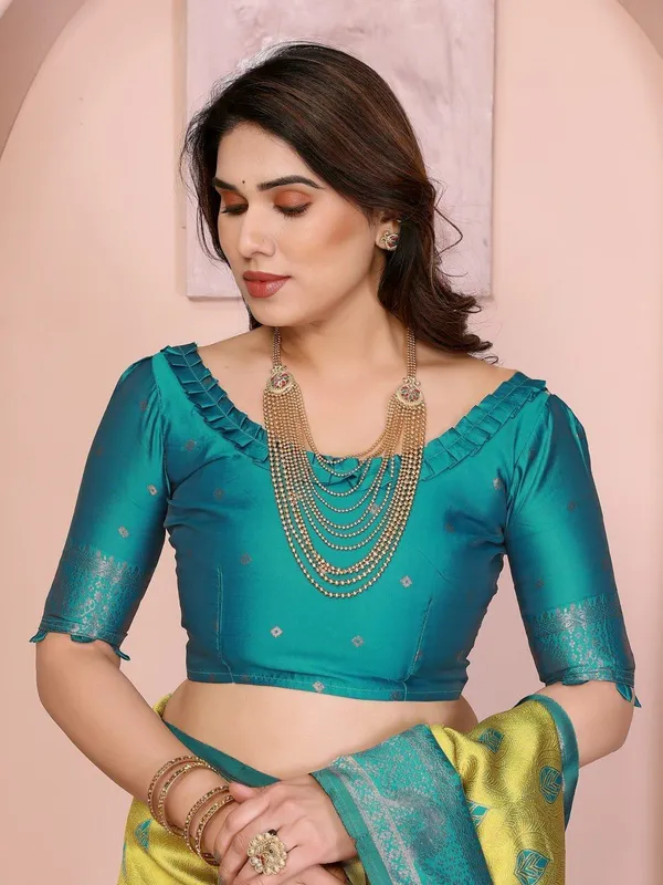 Blue_&_Yellow_Art_Silk_Premium_Woven_Banarasi_Saree_For_Women
