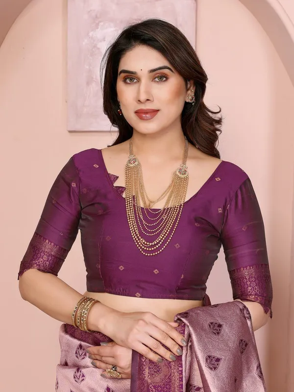 Pink_And_Purple_Art_Silk_Premium_Woven_And_Dyed_Banarasi_Saree_For_Women