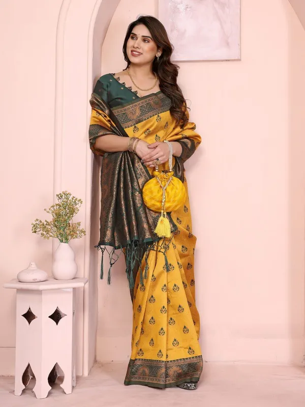 Green_And_Yellow_Art_Silk_Premium_Woven_And_Floral_Print_And_Self_Design_Banarasi_Saree_For_Women