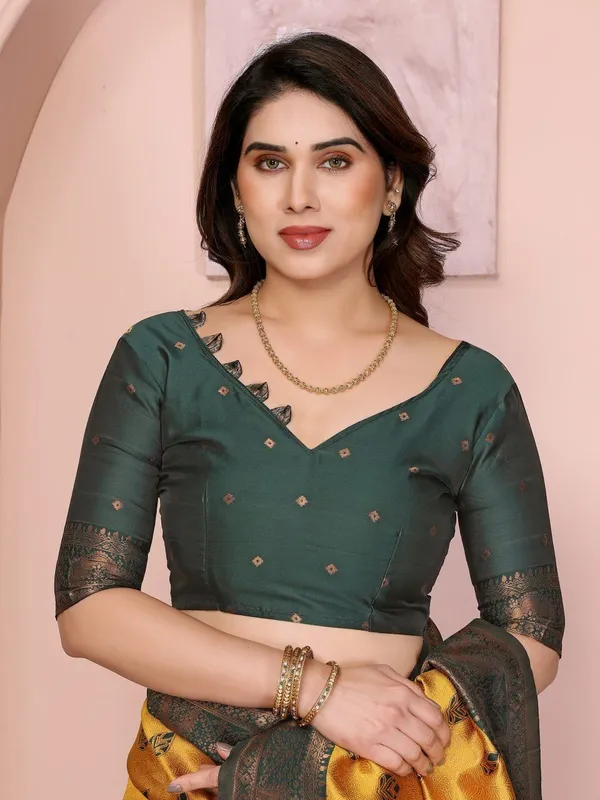 Green_And_Yellow_Art_Silk_Premium_Woven_And_Floral_Print_And_Self_Design_Banarasi_Saree_For_Women