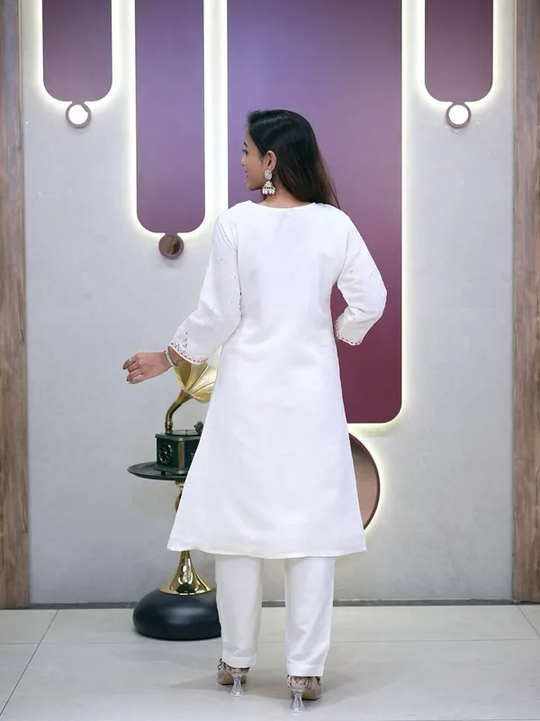 White_And_Pink_Chiffon_Premium_Embroidered_Kurta_Pyjama_Set_For_Women