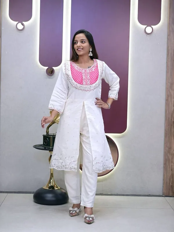 White_And_Pink_Chiffon_Premium_Embroidered_Kurta_Pyjama_Set_For_Women