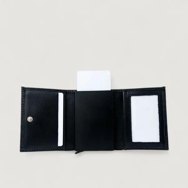 Black_Leather_Kinetic_Wallet_For_Men