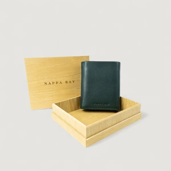 Emerald_Green_Leather_Kinetic_Wallet_For_Men