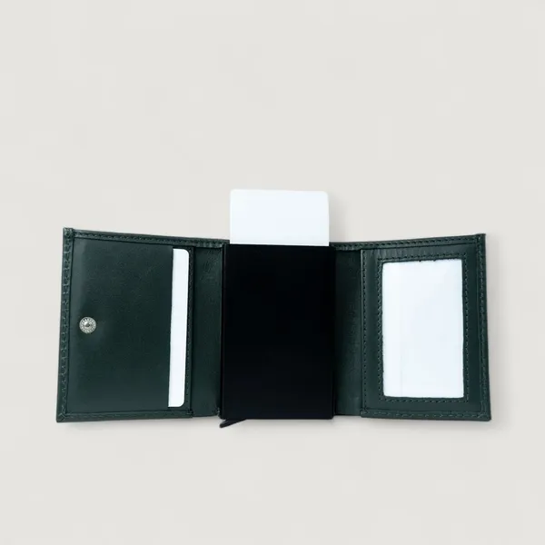 Emerald_Green_Leather_Kinetic_Wallet_For_Men