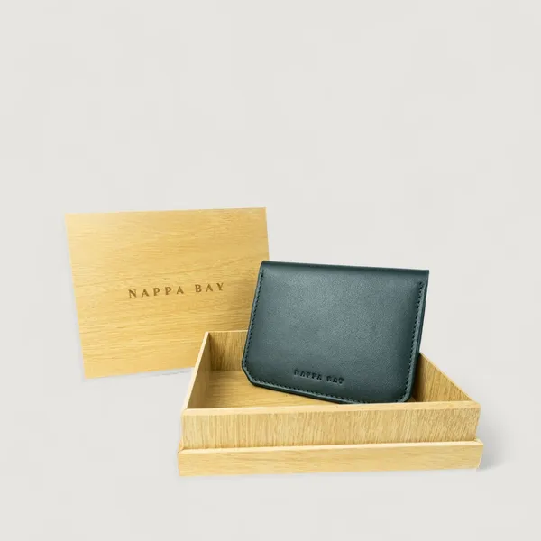 Emerald_Green_Leather_Nexus_Wallet_For_Men
