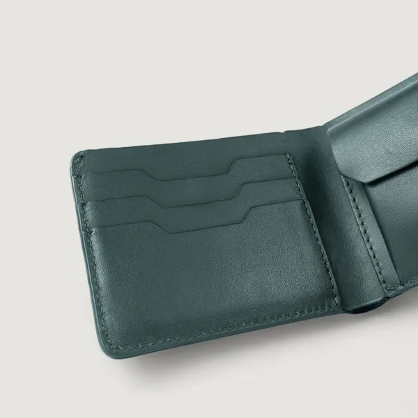 Emerald_Green_Leather_The_Bay_Classic_Wallet_For_Men