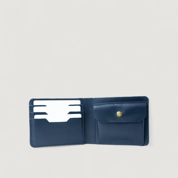 Midnight_Blue_Leather_The_Bay_Classic_Wallet_For_Men