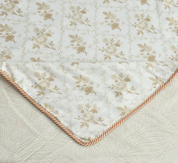Multicolor_Premium_Trace_Printed_Double_Bed_Dohar_And_Comforter