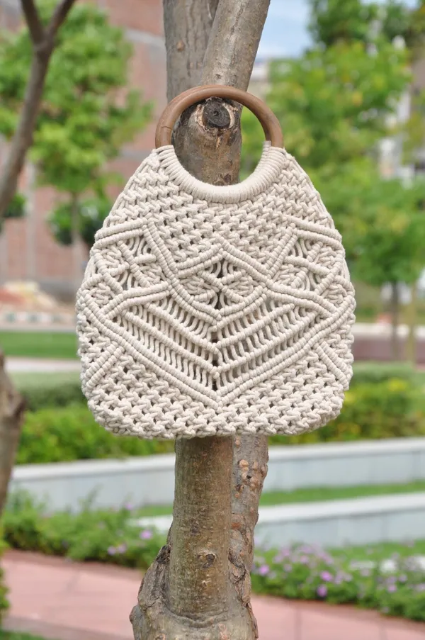 Off_White_Premium_Knot_Fusion_Macrame_Bag