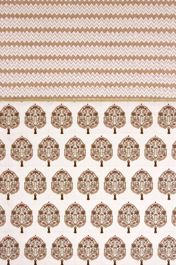 Mulberry_Cotton_Printed_Single_Bed_(Reversible)
Comforter/Dohar_-_Red