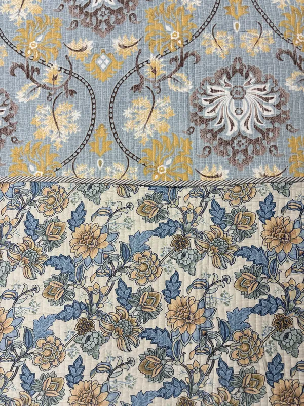 Primrose_Cotton_Printed_Double_Bed_(Reversible)
Quilted_Bedsheet_(Two_Pillow_Covers)