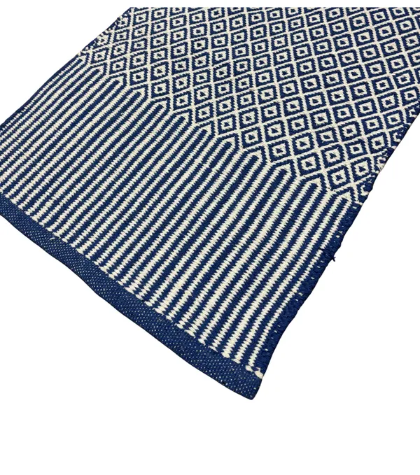 Multicolor_Mini_Diamond_Handwoven_Runner
