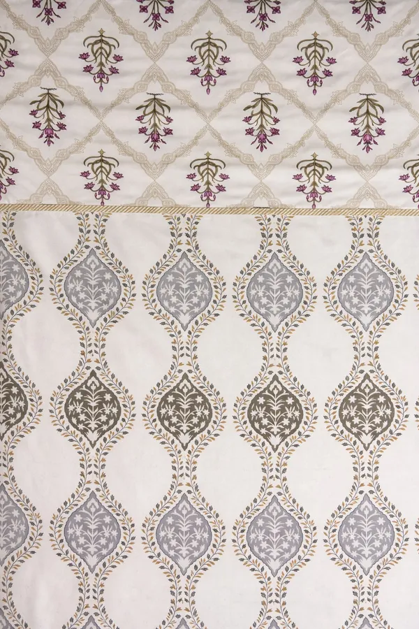 Aster_Cotton_Printed_Signle_Bed_(Reversible)
Comforter/Dohar_-_Red