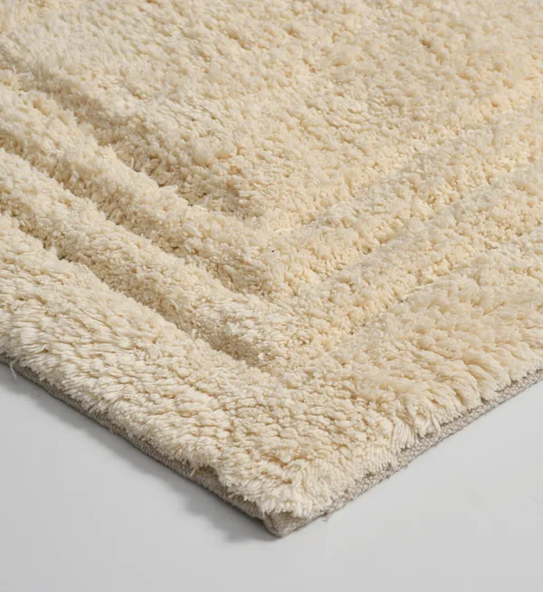 Linea_Runner_Bathmat_-_Ivory,_Size_-_50x120_CM