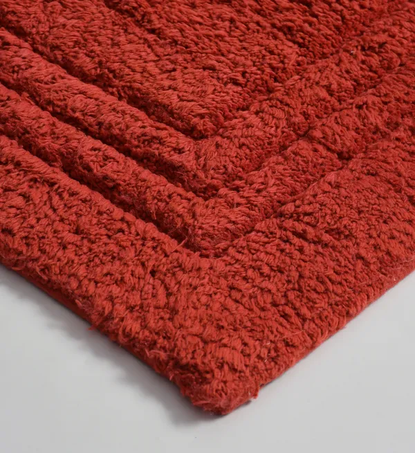 Linea_Runner_Bathmat_-_Maroon,_Size_-_50x120_CM