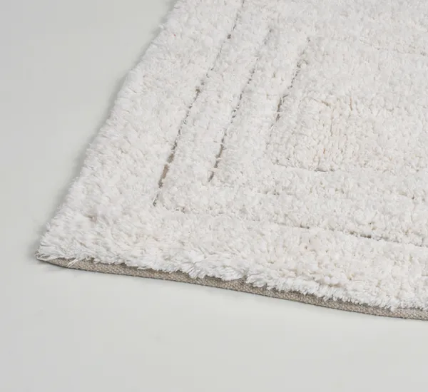 Linea_Bathmat_-_White,_Size_-_50x80_CM